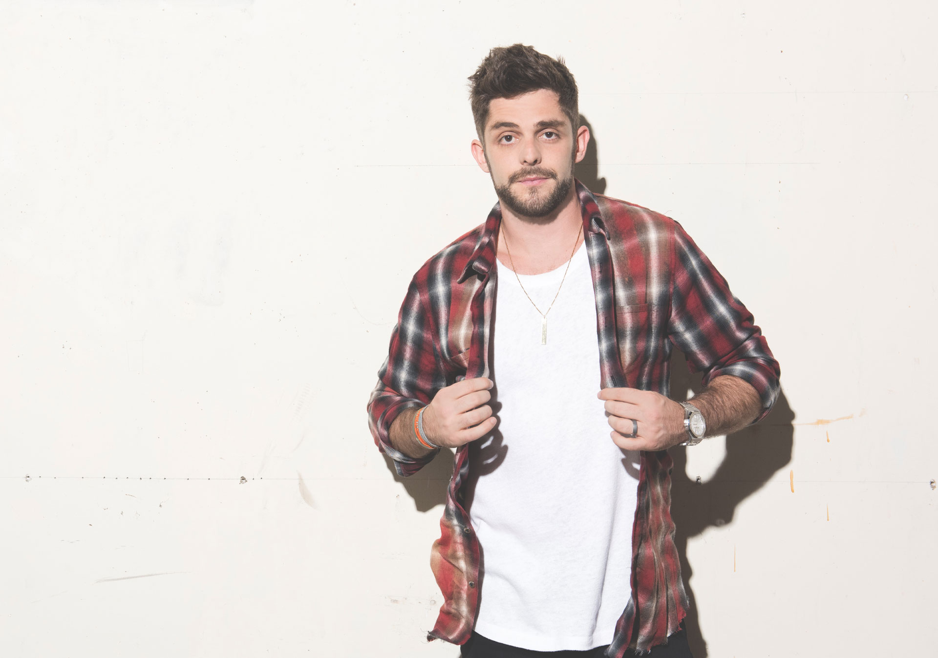 Thomas Rhett comes to Calgary May 8th.