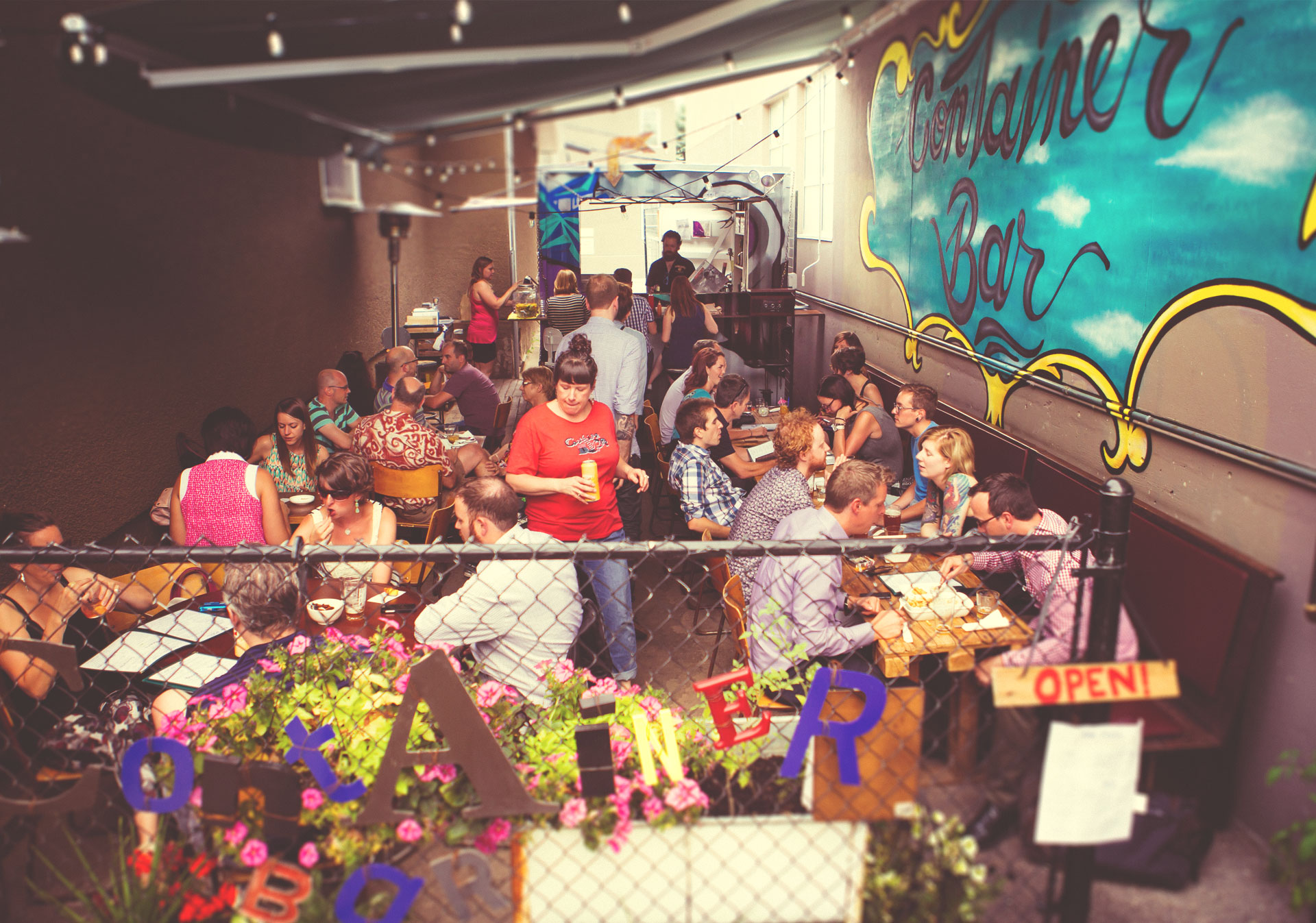 Container Bar