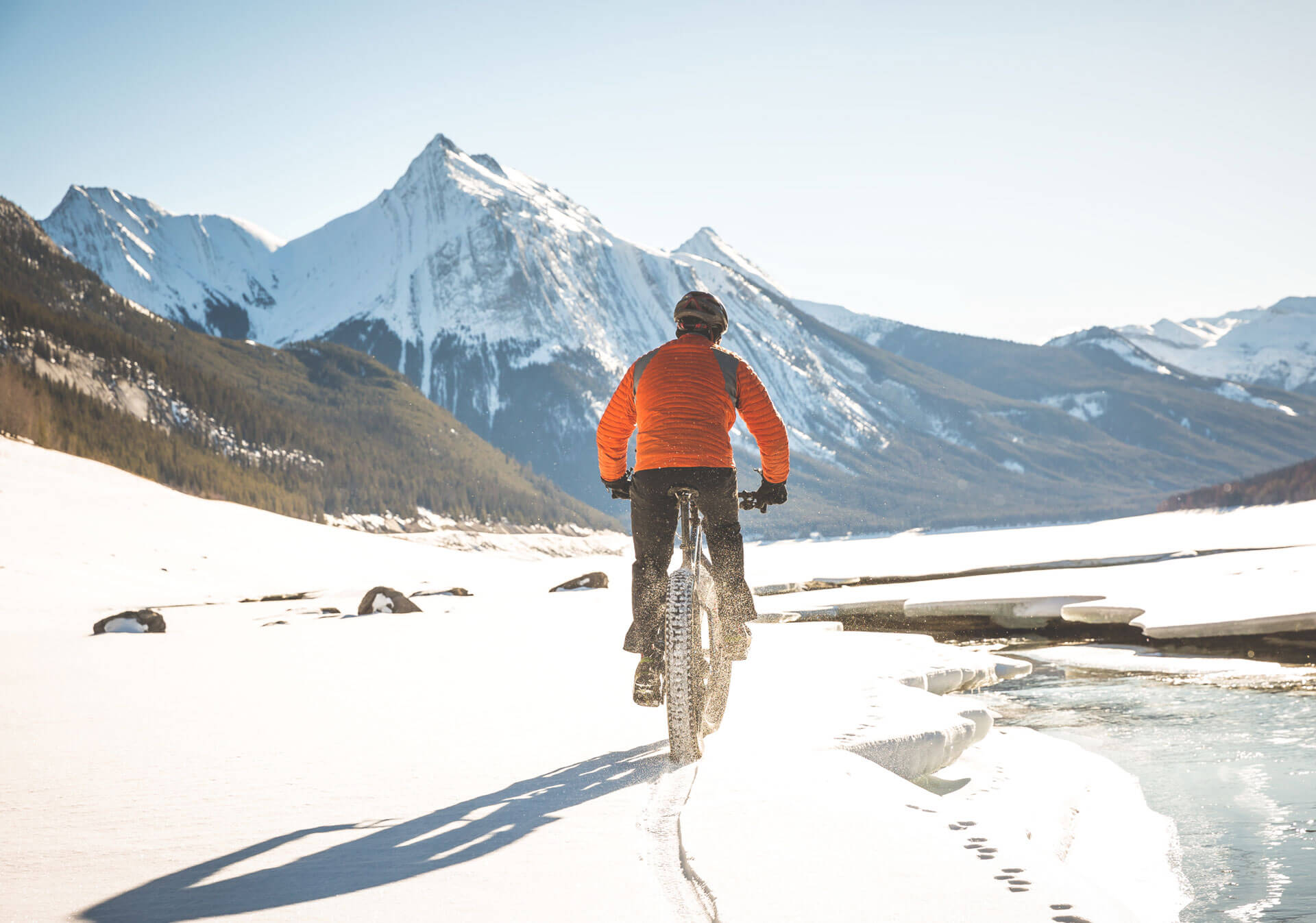 Fat biking on Maligne Lake (Photo credit: Matthew Clark).