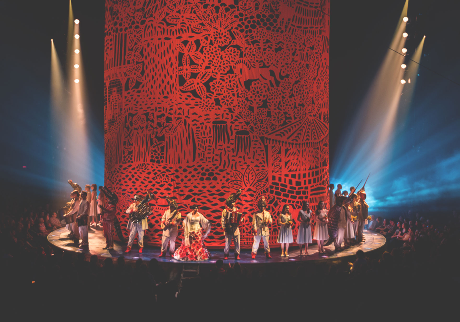 Colourful costumes and sets make LUZIA an engaging show for everyone.