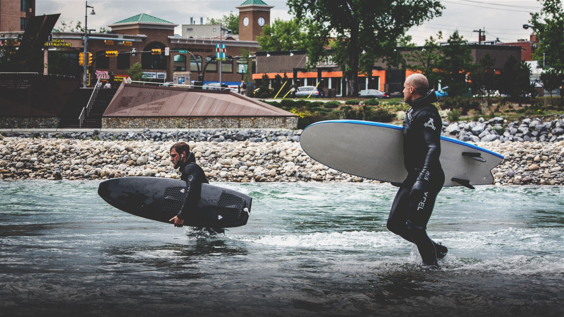 River surfing calgary