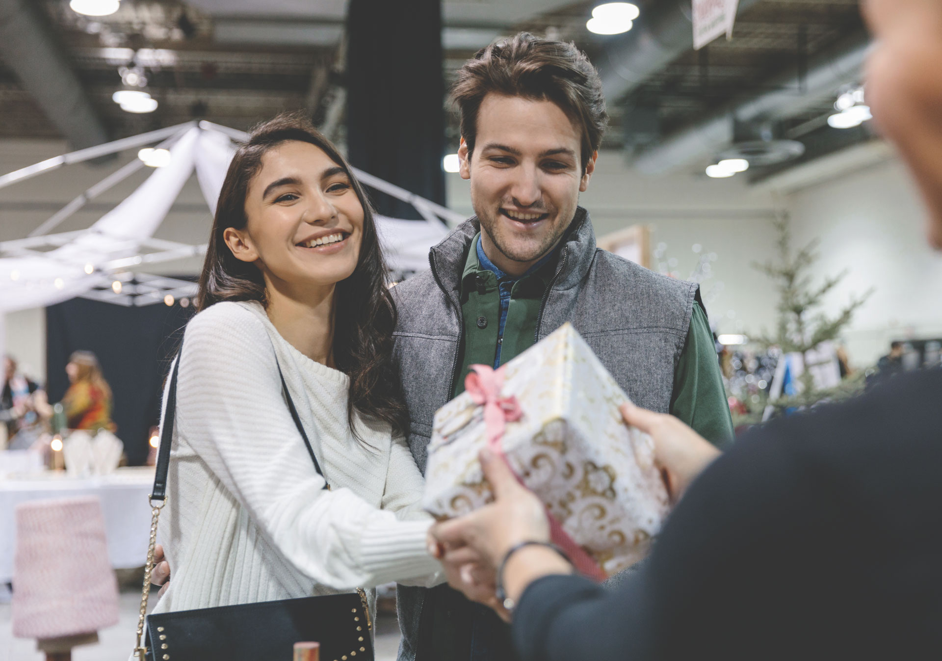 Market Collective Holiday Market (Photo credit: Travel Alberta/Chris Amat).