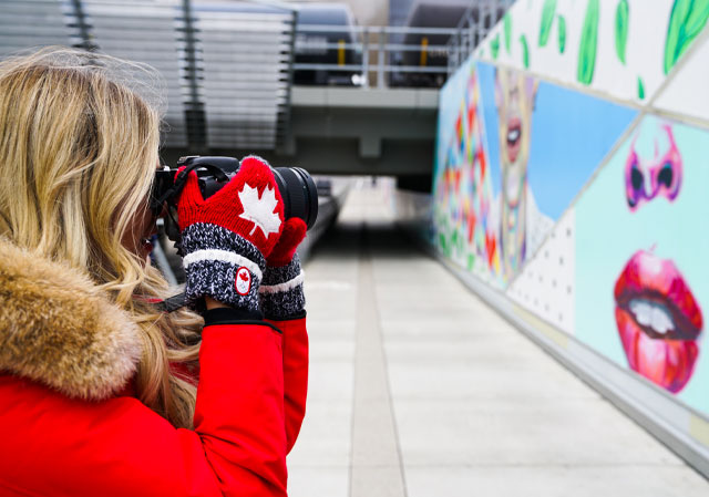 Photographing Calgary murals
