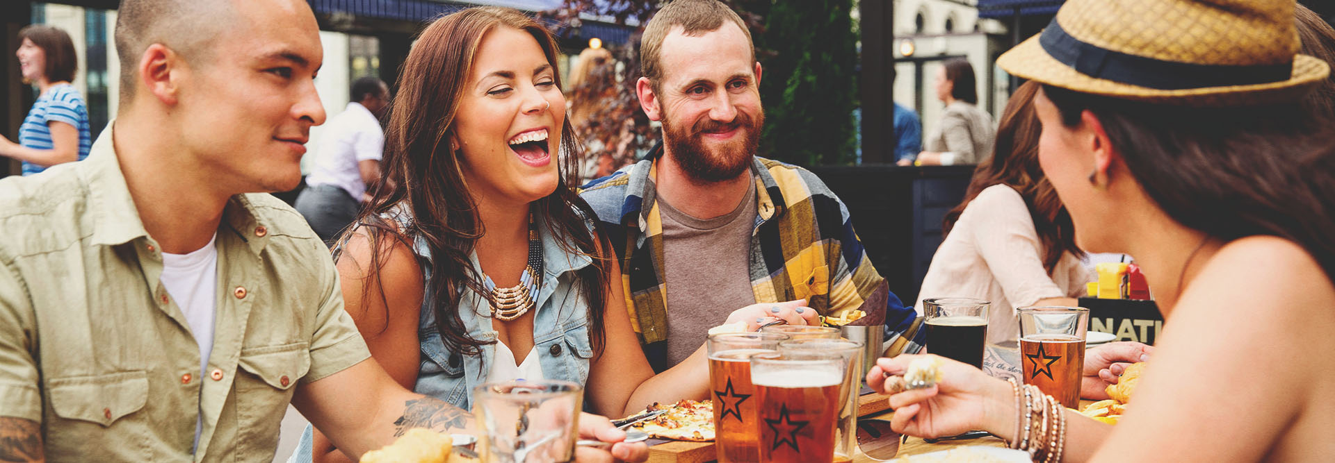 Enjoy a pint with the best bar &amp; pub tours in Calgary
