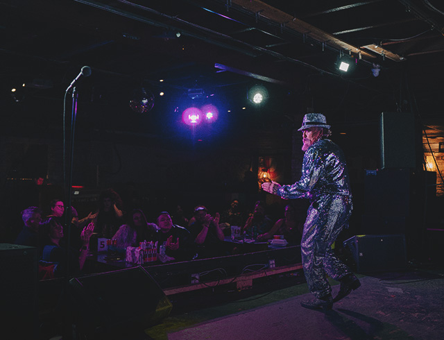 Queer Performer at Dickens Pub