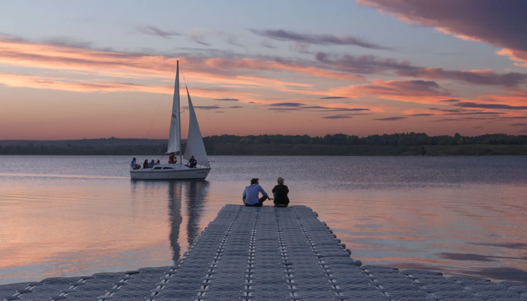 boating on Glenmore Reservoir 