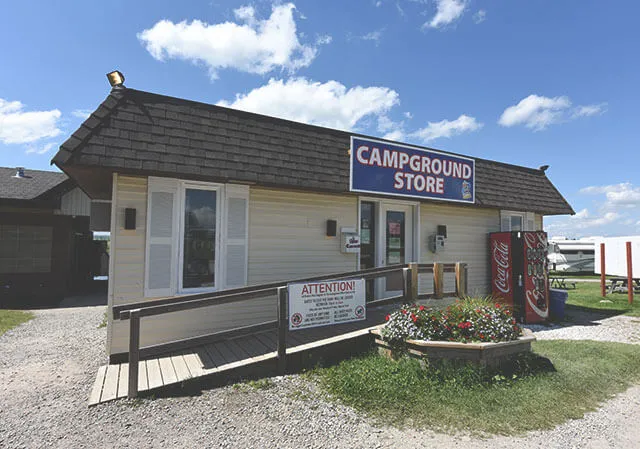 Camgroud store at Calaway campground