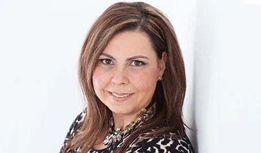 Sandra Moniz headshot