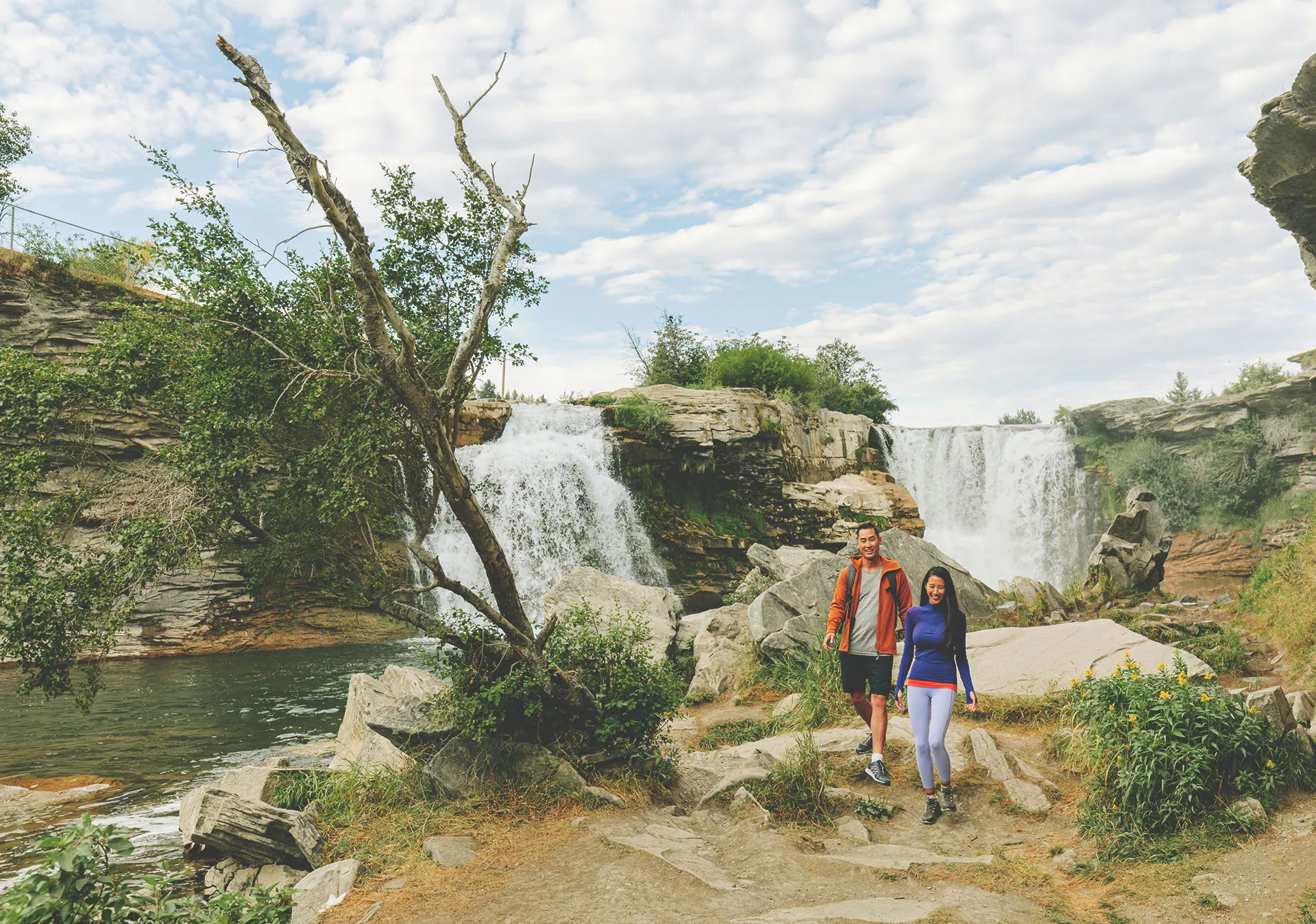 Lundbreck Falls