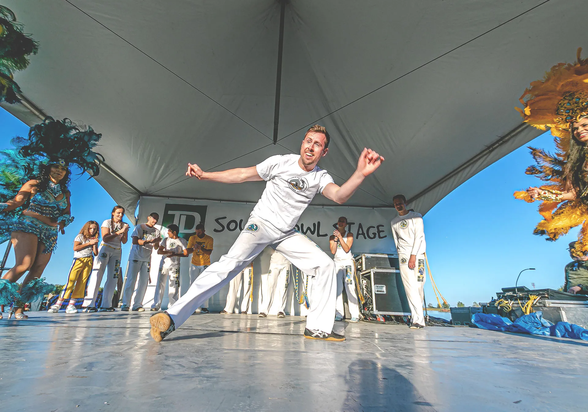 GlobalFest Dancing