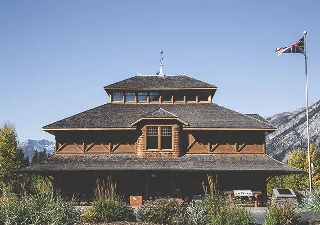 Log building of Banff Park Museum National Historic Site